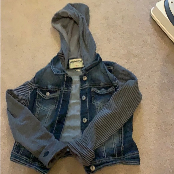 Jean jacket - Picture 2 of 2